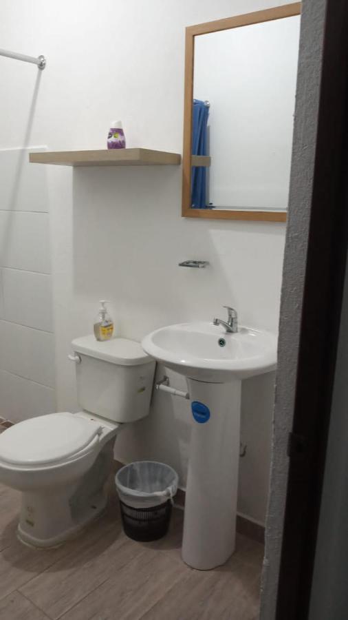 Apartamentos Mundo Maya Habitaciones ฟลอเรส ภายนอก รูปภาพ